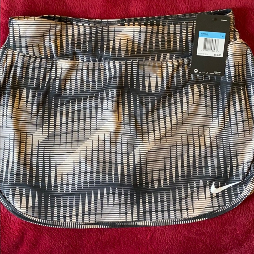Nike Tennis/Golf skort NWT
